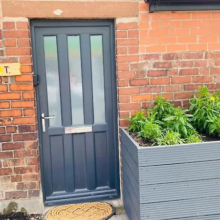 Luxury 2 Bed Apt 4 Mins From M6 J44 Pet Friendly, Карлайл Экстерьер фото